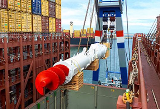 Project cargo being loaded onto vessel