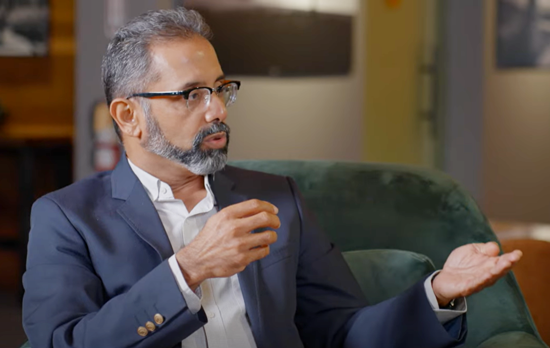 In the latest episode of MSC Digital Talks, shipping and freight expert Hariesh Manaadiar and our CDIO André Simha discuss the human side of digitalization.
